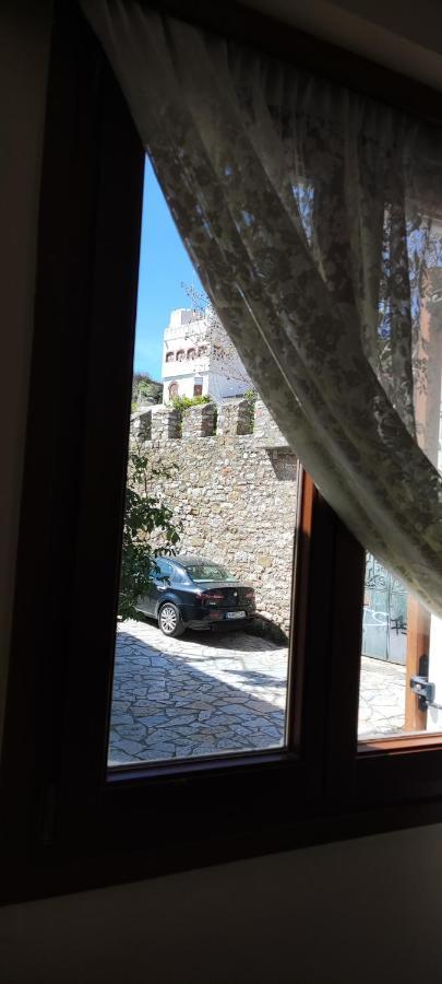 Οι Φωλίτσες Leilighet Návpaktos Eksteriør bilde